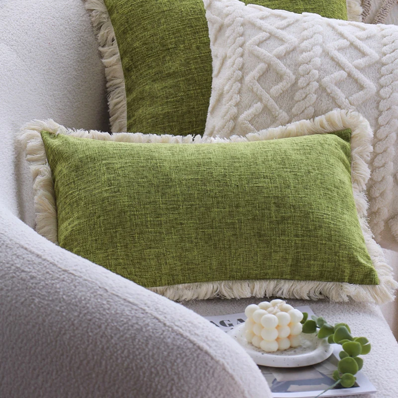 Decorative sofa cushion with woven pompom square structure Stornfield