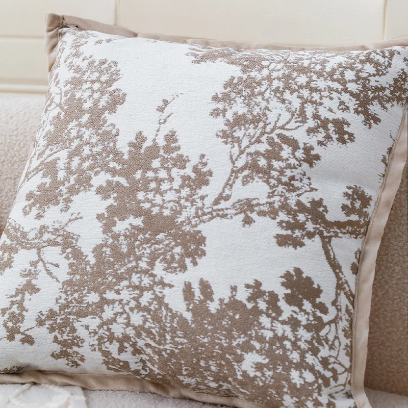 Decorative pillowcase with quilted piping and soft cotton blend Stornfield