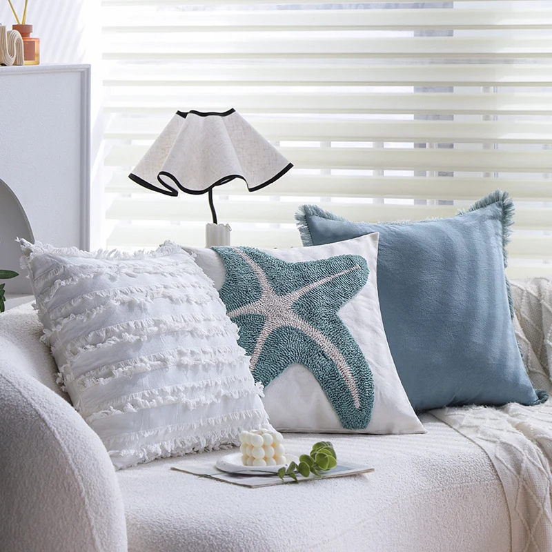 Decorative cushion cover with high-pile starfish relief Stornfield