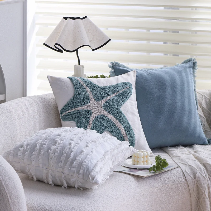 Decorative cushion cover with high-pile starfish relief Stornfield