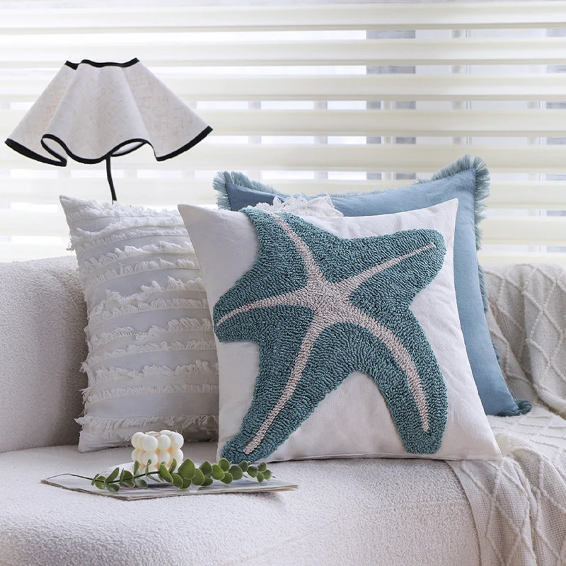 Decorative cushion cover with high-pile starfish relief Stornfield