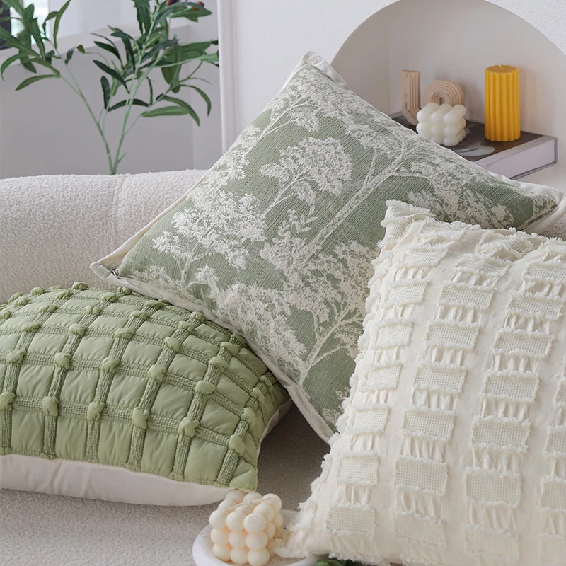 Decorative cushion made of cotton-linen with floral chenille tufting and concealed zipper Stornfield