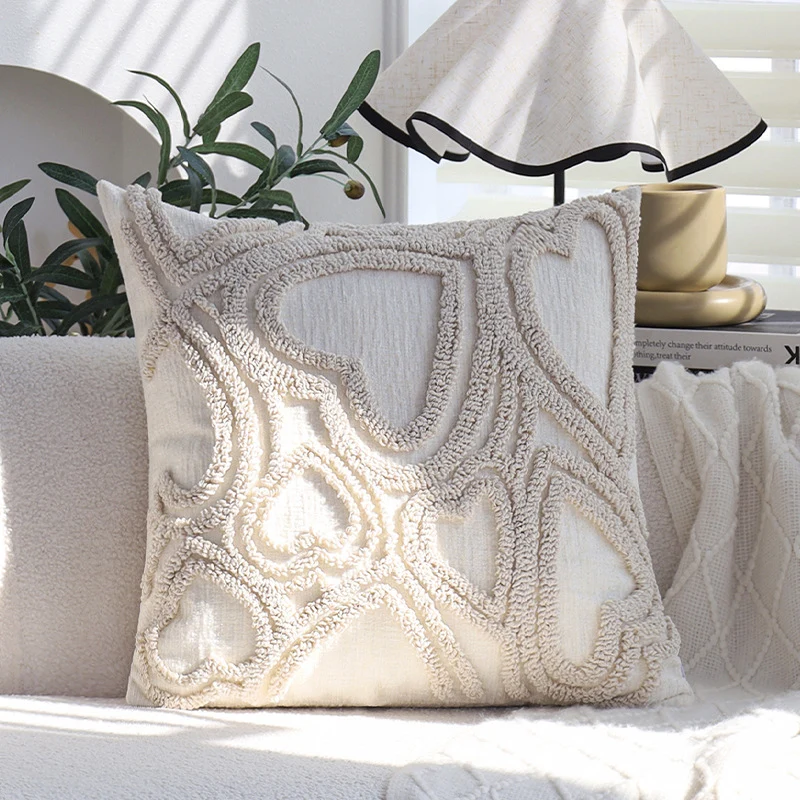 Structure decorative cushion cover made of cotton with relief chenille appliqué Stornfield