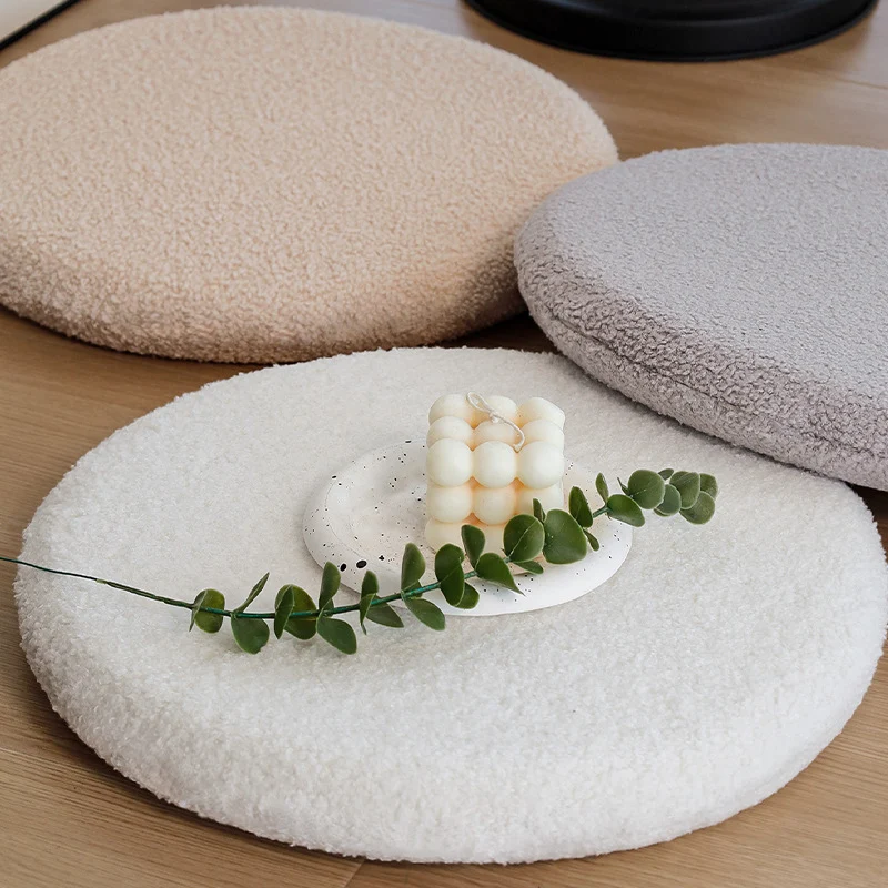 Round seat cushion made of teddy fleece with non-slip underside Stornfield