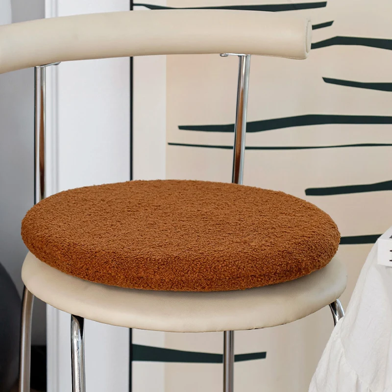 Round seat cushion made of teddy fleece with non-slip underside Stornfield