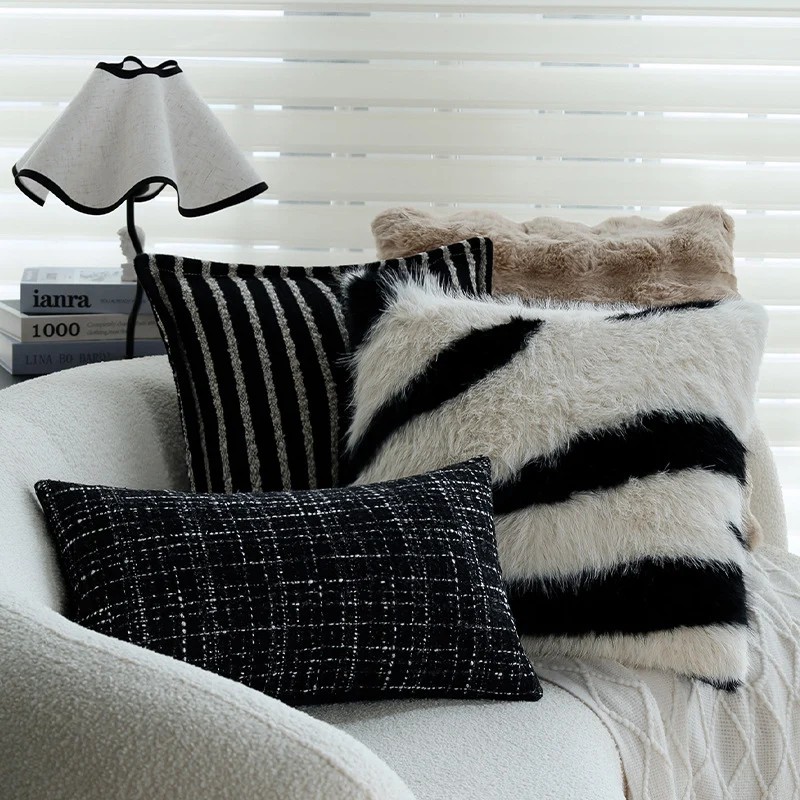 Rectangular decorative cushion with bouclé tweed structure Stornfield