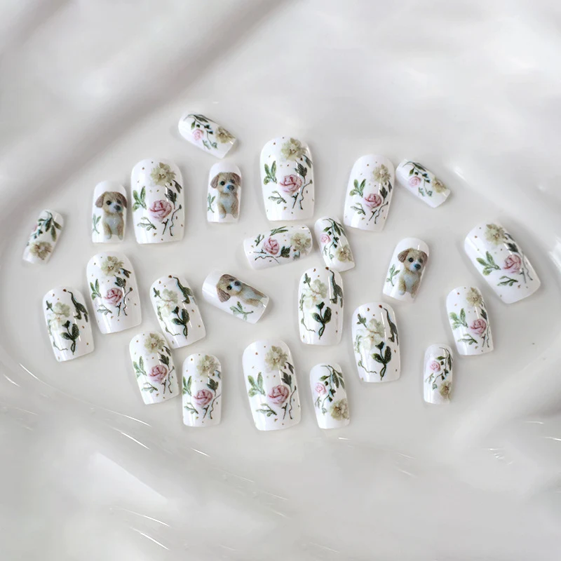 Artistic Pet-Themed Nail Art Stornfield