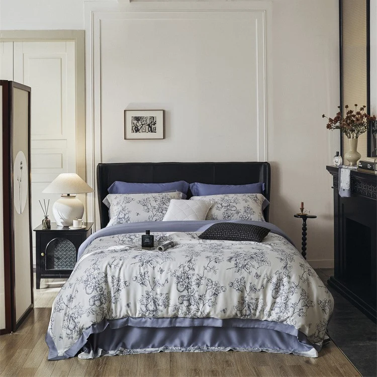 Luxurious satin bedding set with geometric jacquard pattern and satin trim Stornfield