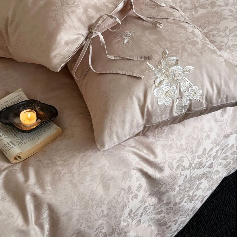 Jacquard bedding set with embroidered pillowcases and silk-soft touch Stornfield