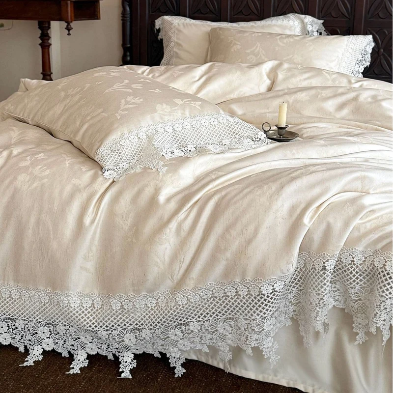 Finely woven cotton satin bedding set with lace border and fill-friendly hotel closure Stornfield