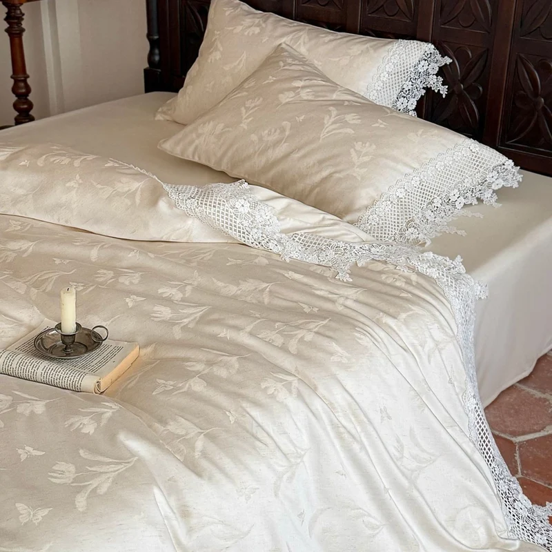 Finely woven cotton satin bedding set with lace border and fill-friendly hotel closure Stornfield