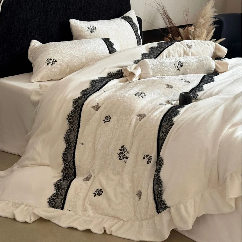 Bed linen set made of cotton satin and velvet mix with lace trim & frill Stornfield